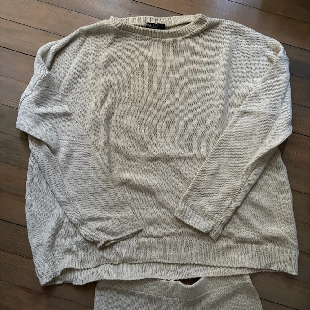Cozy Cream Knit set - Picture 3 of 3